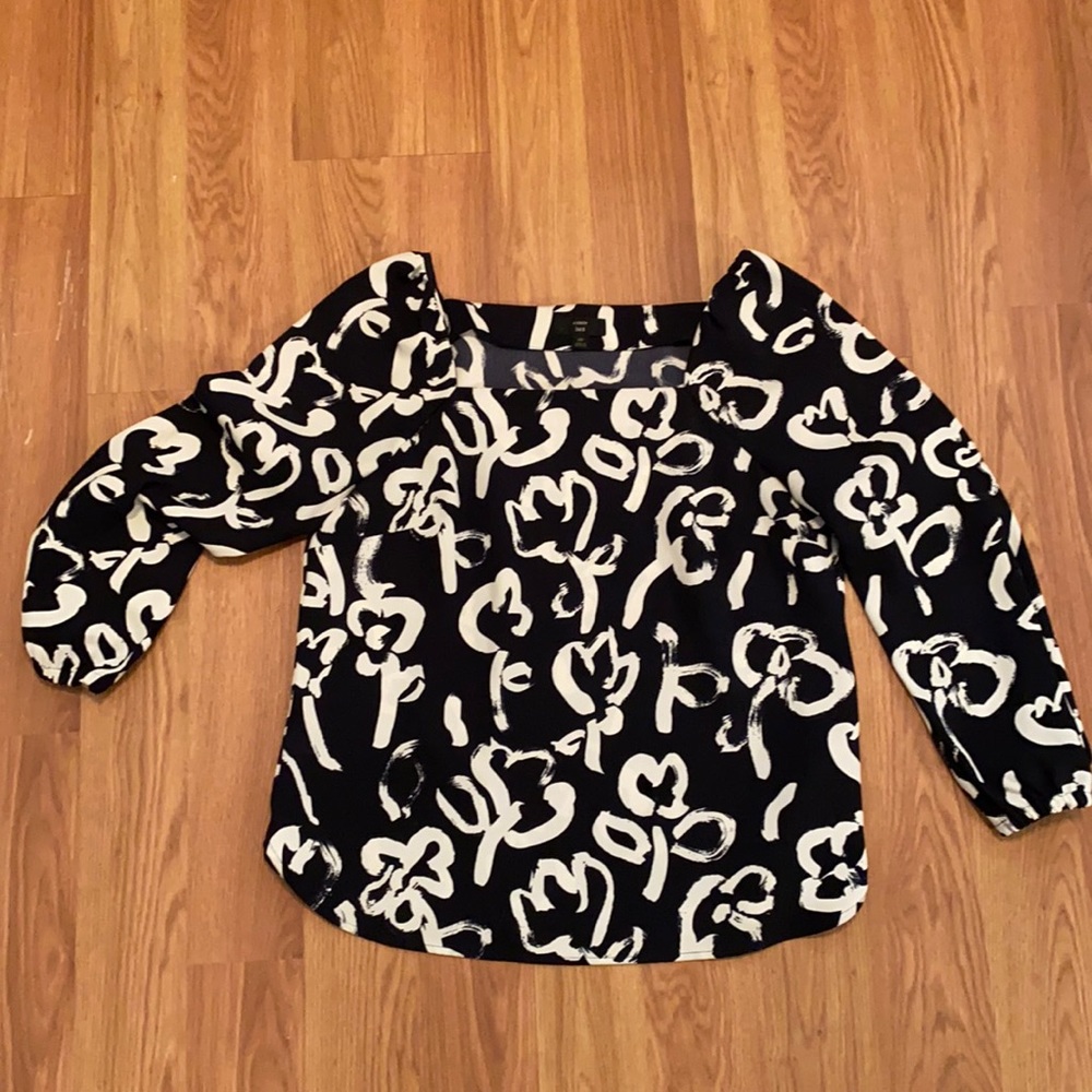 Pattern blouse